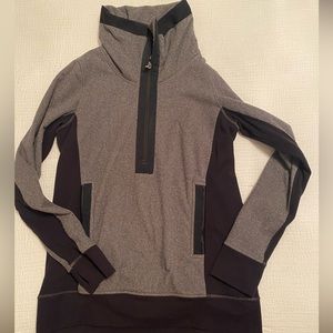 LULULEMON POST CHATURANGLE HALF ZIP PULLOVER size 6